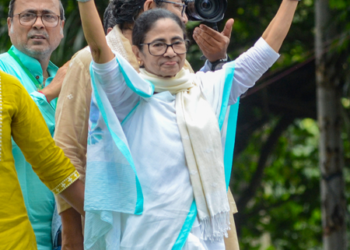 Calcutta HC permits Mamata to hold a public meeting at Bengal’s Sreerampore, limits participation