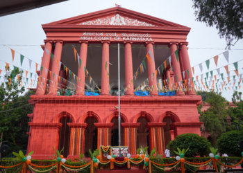 PIL in K’taka HC challenges govt order limiting ‘Vande Mataram’ to two stanzas