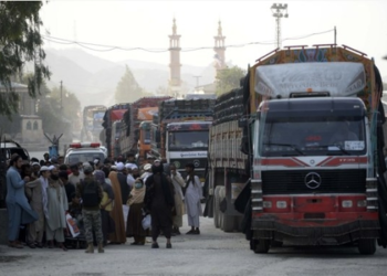 Rising diesel prices force goods transporters to suspend operations in Pakistan