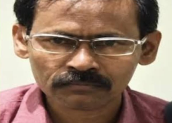 Top Maoist leader Asim Mandal with Rs 2.20 crore bounty surrenders in West Bengal