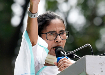 ECI allots new names, symbols to rival Trinamool factions