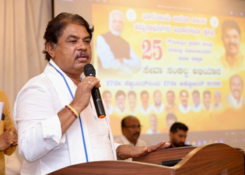 FIR against journalist raises questions on media freedom: K’taka BJP on Ganesh processions row