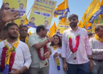 Gujarat AAP announces 29 candidates for Gandhinagar civic polls, holds nomination rally