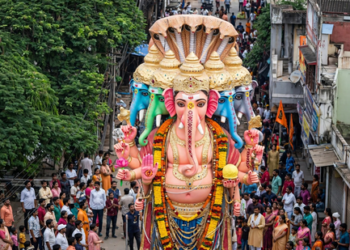 ‘Bada Ganesh’ immersion procession underway in Hyderabad amid tight security
