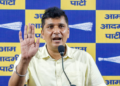 Delhi cop assault: FIR filed against Saurabh Bhardwaj, Jarnail Singh, AAP workers