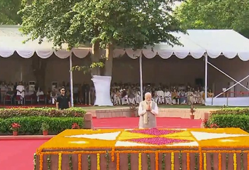 PM Modi pays tribute to Lal Bahadur Shastri on birth anniversary, recalls ‘Jai Jawan, Jai Kisan’ legacy