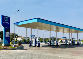 Nayara Energy increases petrol prices by Rs 5 per litre, diesel rates hiked by Rs 3