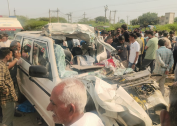 Seven killed as SUV rams into parked trailer in Gujarat’s Bhavnagar