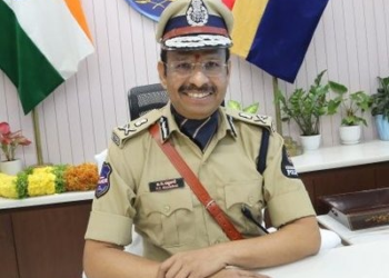 Hyderabad Commissioner urges citizens not to come out on roads to celebrate birthdays